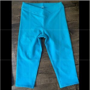 Airbrush V-Cut define capri Alo Yoga Leggings
